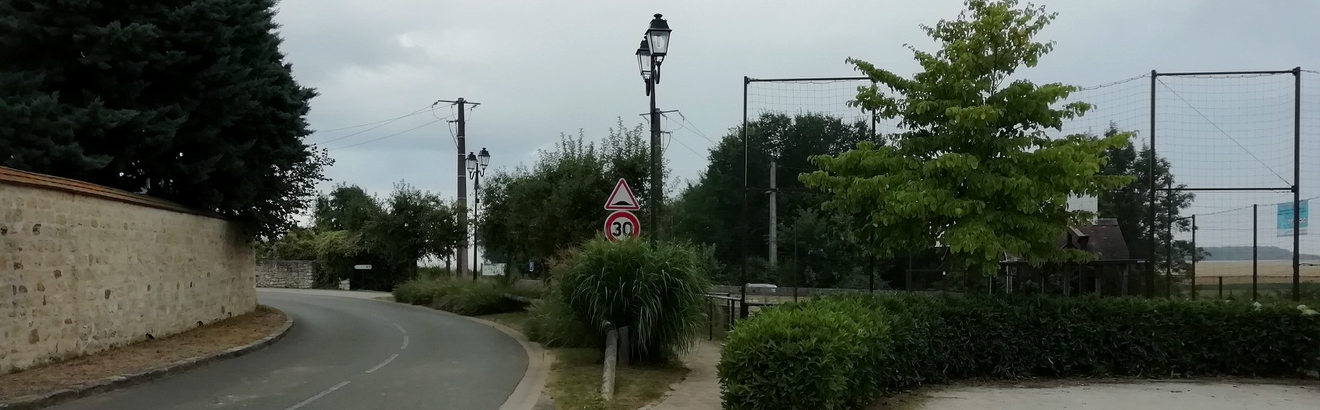 Réouverture de la place de la vieille mare