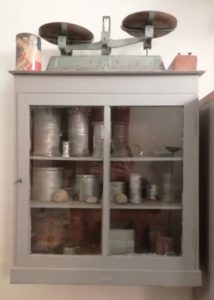 Armoire des poids et mesures