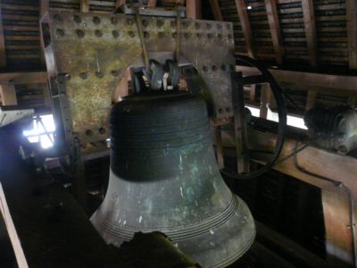La cloche de l'église "Charles-Anne" L'ancien mouton de la cloche
